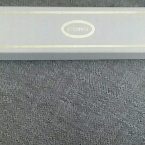 Vintage Coro Goldplated Rhinestone Bracelet - Picture 1 of 6